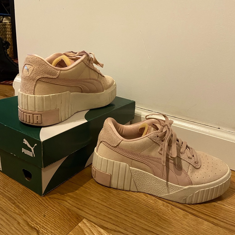 Platform puma sneakers